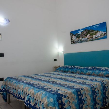 Palazzo Carafa Della Spina Apartment Napoli Bagian luar foto