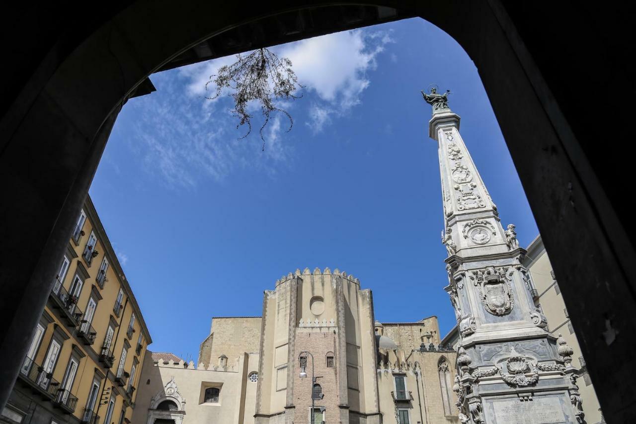 Palazzo Carafa Della Spina Apartment Napoli Bagian luar foto
